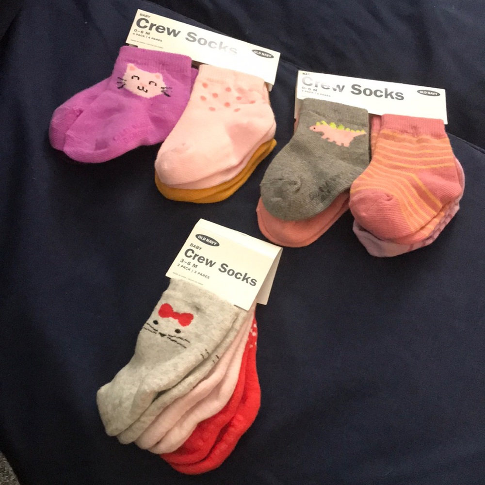 NWT Old Navy 0-6 month baby girl socks